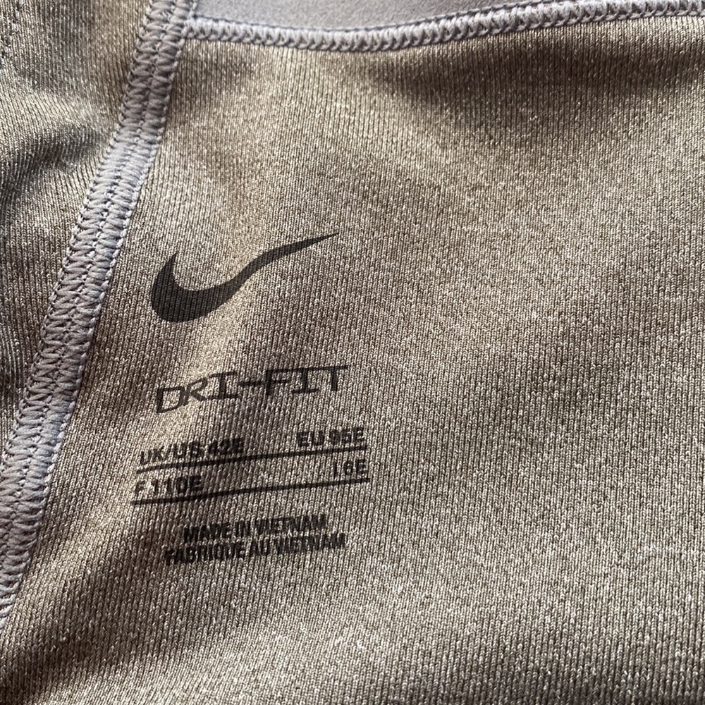 Nike Athletic Sport Support Bra - Picture 7 of 9